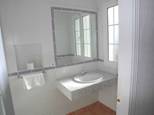 vista 014, ba&ntilde;o (2K)