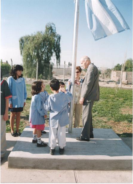 Sr. Emmo Dall`Acgua y alumnos