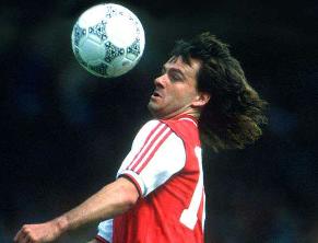 Charlie Nicholas