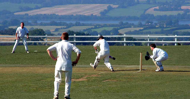 Cricket on Derry's Waterside