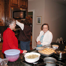 checking on the sweet potatos (and waiting for the turkey!)
