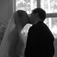the kiss again!&nbsp; 