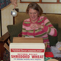 mom unwrapping!