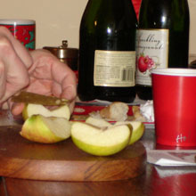 zoom on the apple tasting.... 