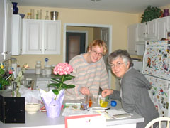 colleen & evelyn smashing color tablets!