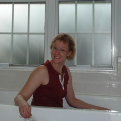coll-in-a-tub!&nbsp; i've justi finished frosting the windows with vinyl ...very effective