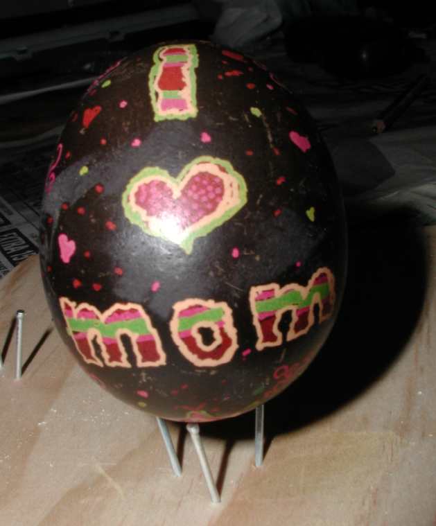 finished egg by colleen!&nbsp; (pre-varnish & hook)