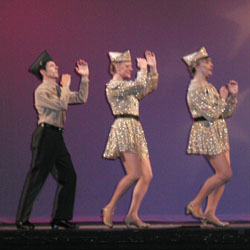 awww...i'm in the middle, playing my bugle... 