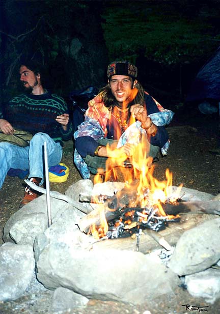 6_inch_Antony_at_the_fire_Low.JPG (50438 bytes)