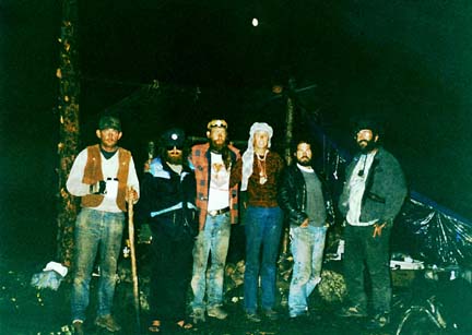 zz_92b_350_A_tiny_camp.JPG (24425 bytes)