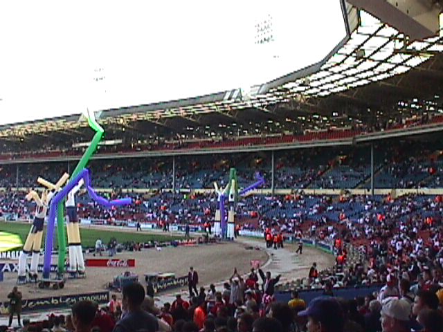 010.jpg (71437 bytes)