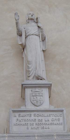 Sainte Scholastique, patronne de la ville du Mans, et Saint Julien, premier �v�que du Mans