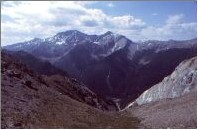 mountains.jpg (9748 bytes)