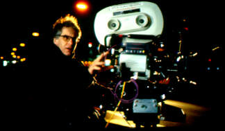 davidcronenberg.jpg (11790 bytes)