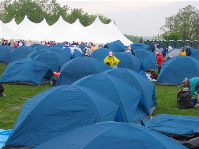 over 1,000 tents housed tired & wet walkers