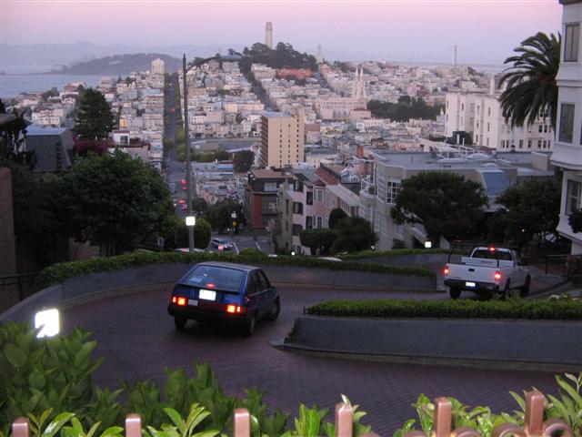 click photo to learn more about the Crookedest Street