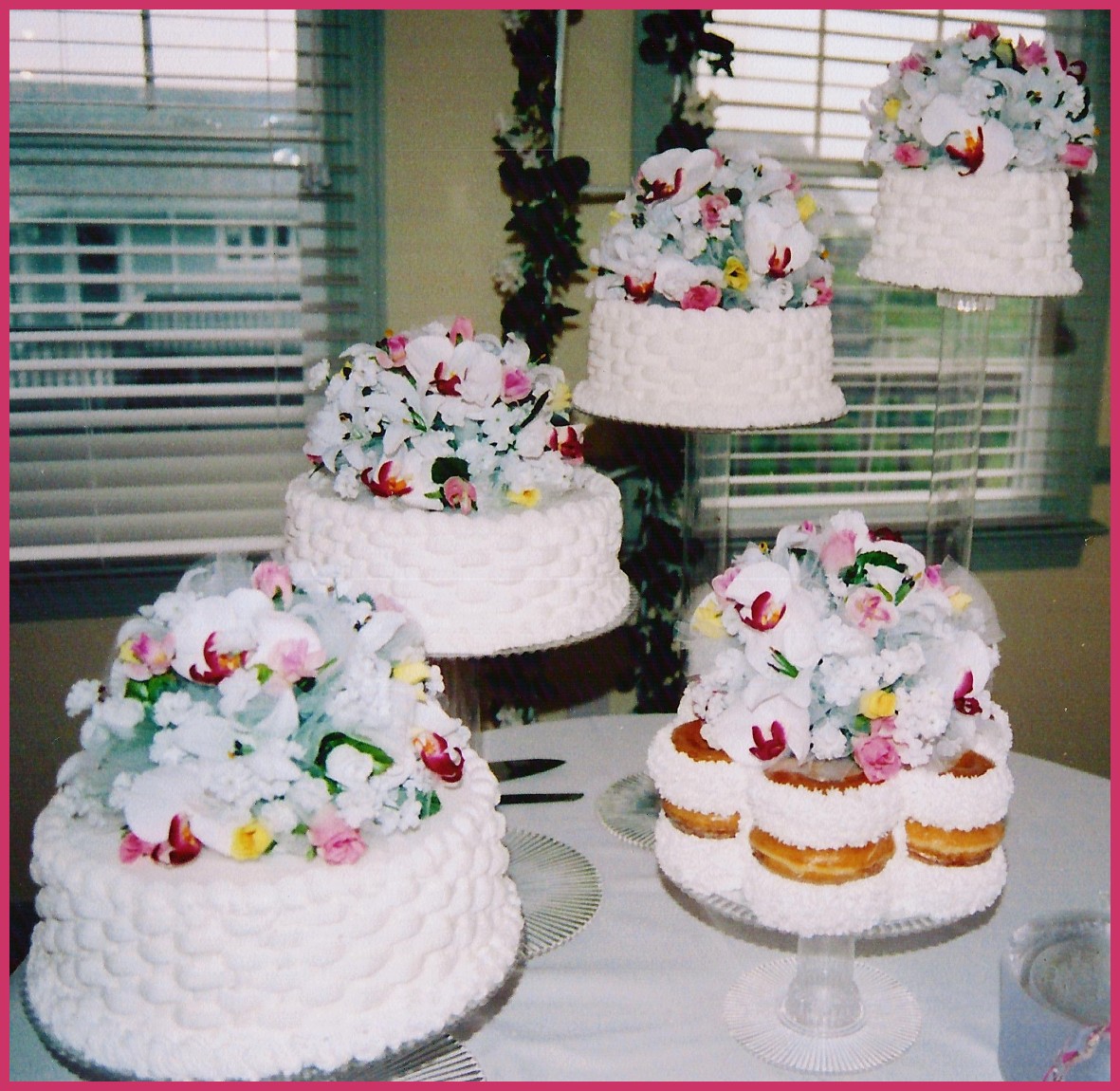 The Bride wanted donuts in wedding cake.