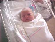 sc2-Ali_1stbabyin_crib3.jpg (4548 bytes)