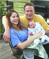 sc2-Essie-familypic.jpg (10814 bytes)