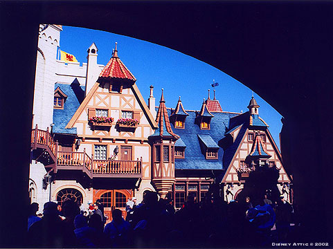 Click picture for full size. At full size picture right click your mouse button. Then choose "Set as Wallpaper".