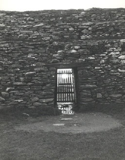 the sunrise from inside grianan