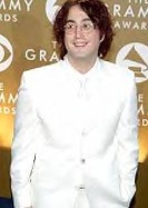 Strutten' in white like his daddy!