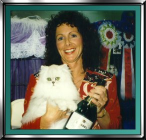 Shirley with GC Countrylove's Honey Suckle Rose