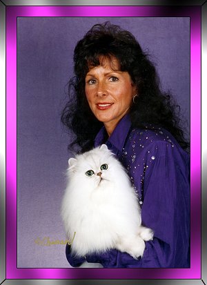 Photo of Shirley Michaud Dent with GC,GP,RW Countrylove's Daisy May