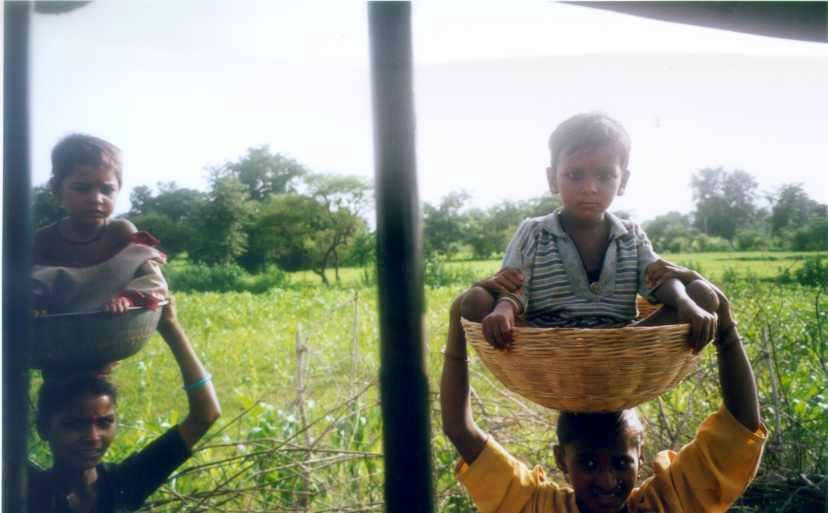 Children near Khajuraho