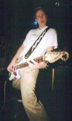 Tom DeLonge Live