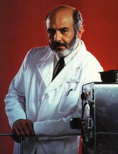 Pernell as Trapper John, M.D.