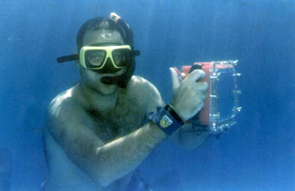 Marcelo Cozzare in water