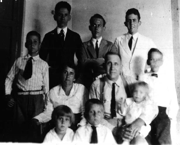 Christian Hansen Family, Havana, Cuba 1924