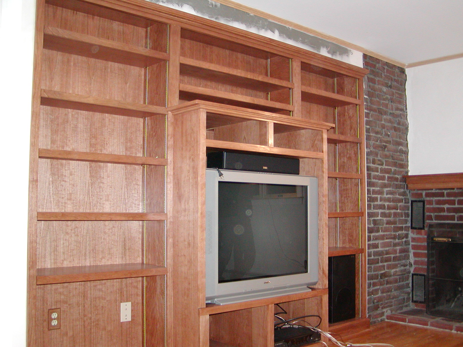 CHERRY ENTERTAINMENTLIBRARY