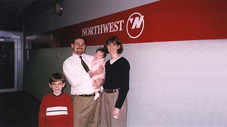 March 1998 - Maxwell, Craig, Zoey and Kimberly at the airport
