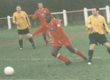 VCD Athletic v Cray 26.10.02: Adam Heaslewood in action for the Wands.