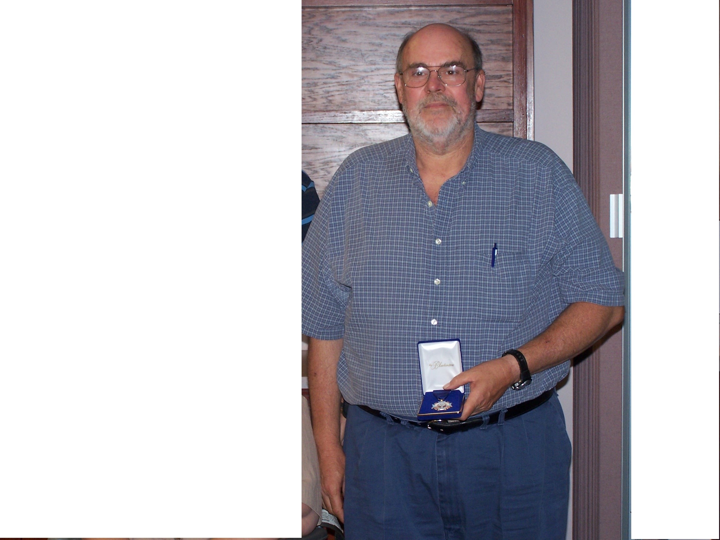 Paul T Richardson receives the Gerald Speer Medal of Valor Award