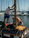 rigging3.JPG (96570 bytes)