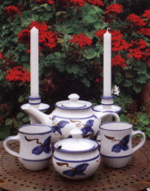 teaset and coffee mugs