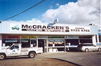 McCracken's - �BBB - 22apr99 - JPEG image 200x131 Decoded (bytes):41518 opening to JPEG image 611x400 Decoded(bytes):100766