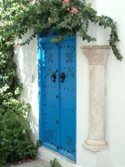 bluedoor