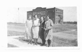 
Miss Benson
Laura Milton
Daphne Christison
me (Elaine Morrow)
