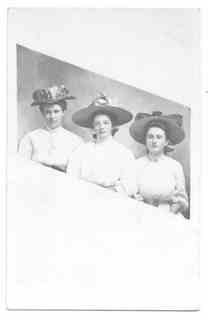 
Florence and two other women in hats

