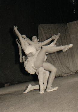 klass1.jpg (13179 bytes)