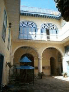 CASA COLONIAL