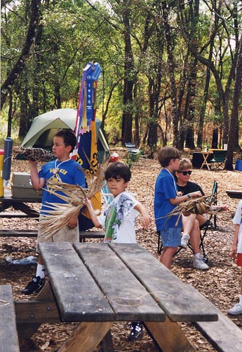 camp.jpg (75108 bytes)