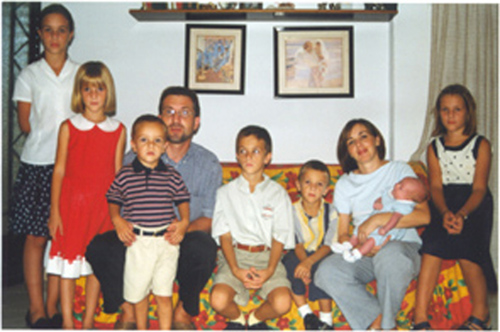 familia.jpg (985562 bytes)