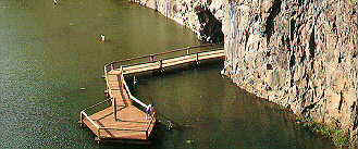 tangua.jpg (12468 bytes)