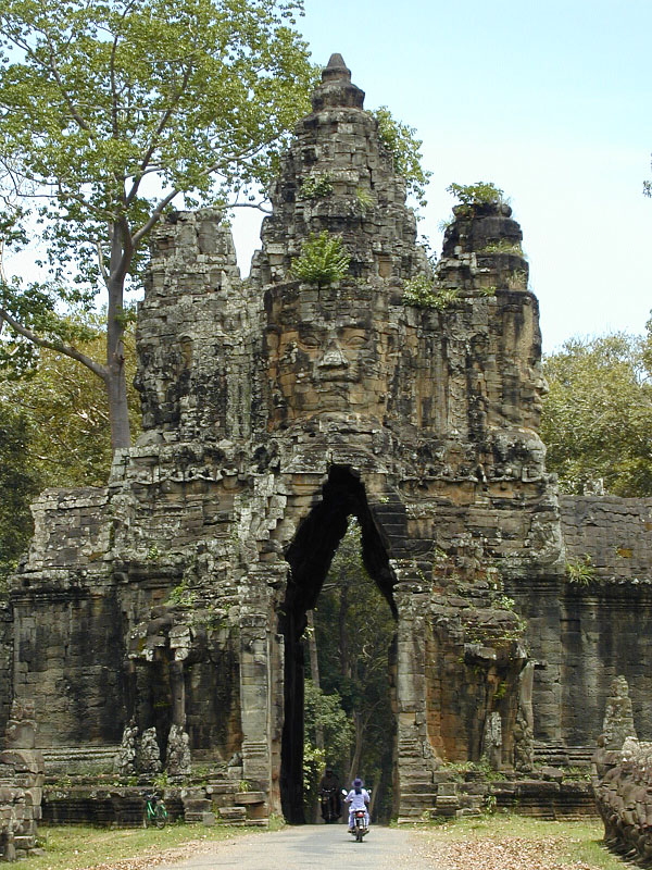 south gate of angkor