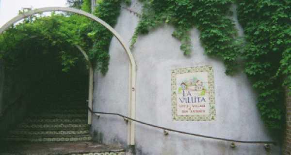Riverwalk entrance to La Villita (Original Town of San Antonio)